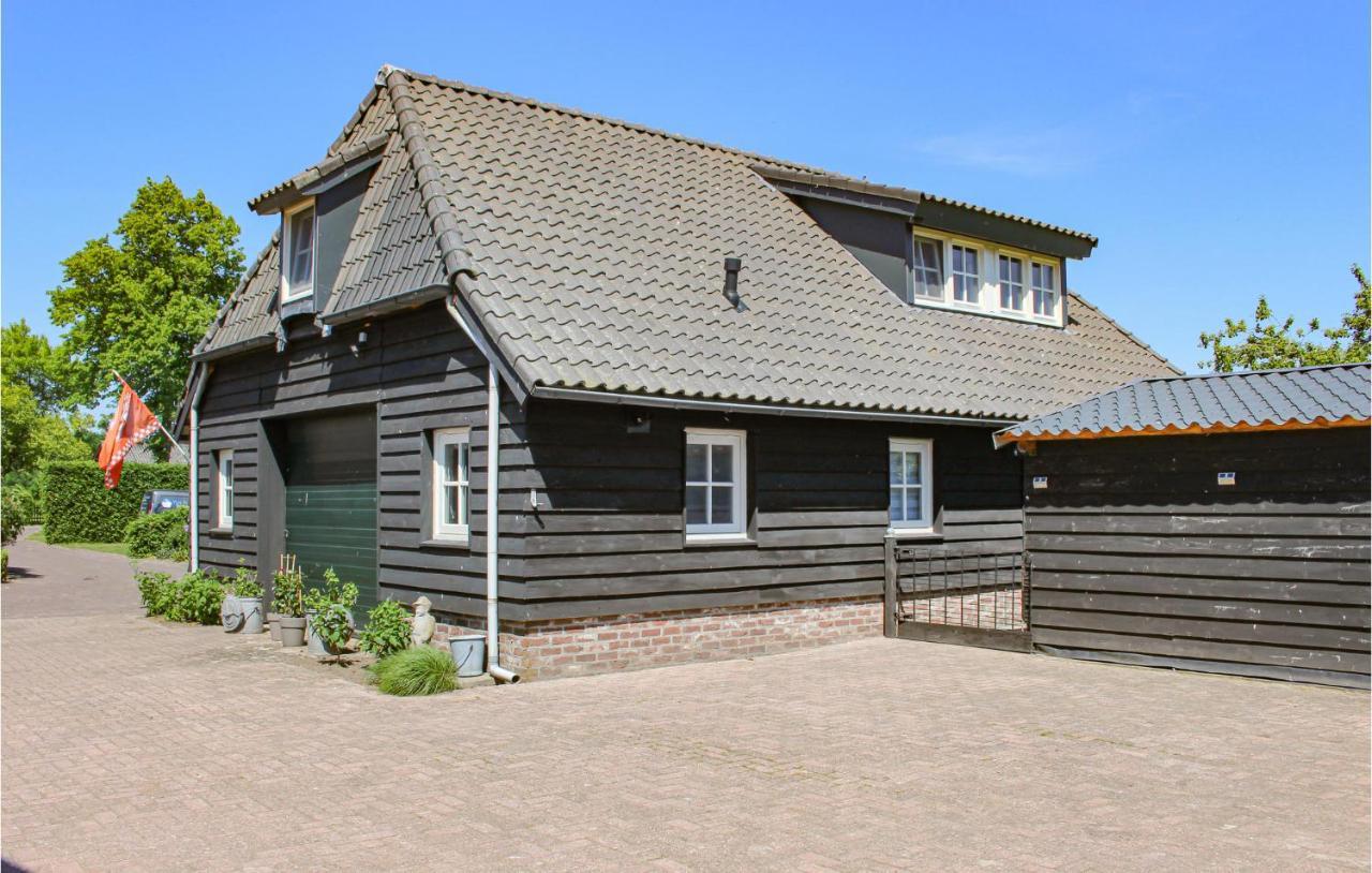 2 Bedroom Awesome In *